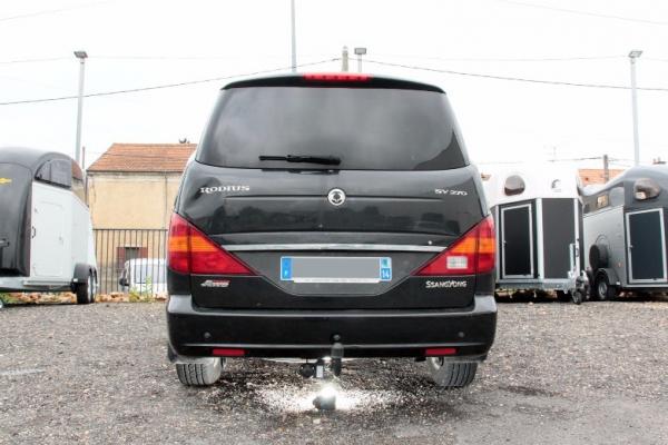 ATTELAGE SSANG YONG RODIUS