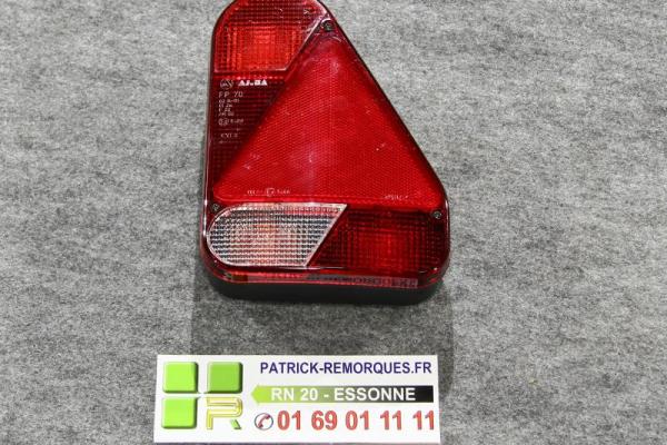 FEU DE REMORQUE GAUCHE ERDE 09197326