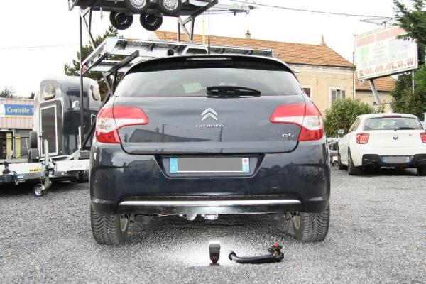 ATTELAGE CITROEN C4