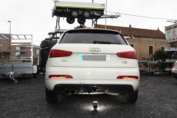 ATTELAGE AUDI Q3