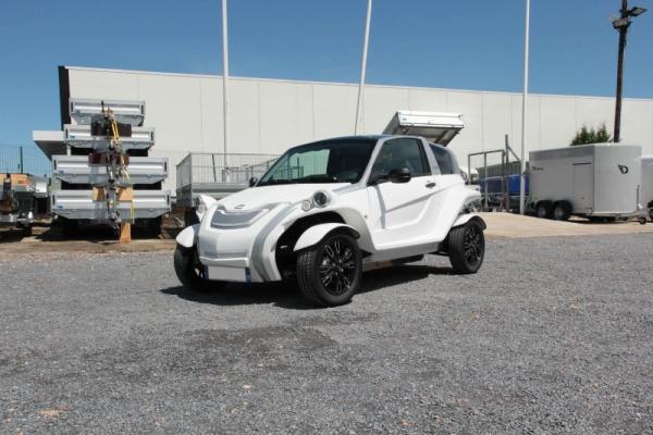 Voiture Electrique COURB C-ZEN