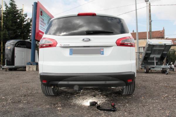 ATTELAGE FORD S MAX