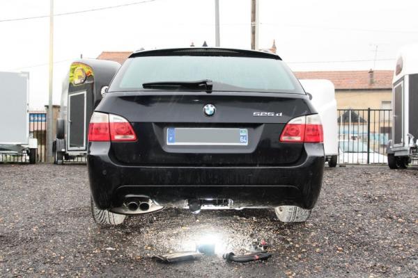 ATTELAGE BMW SERIE 5 BREAK E61 PACK M