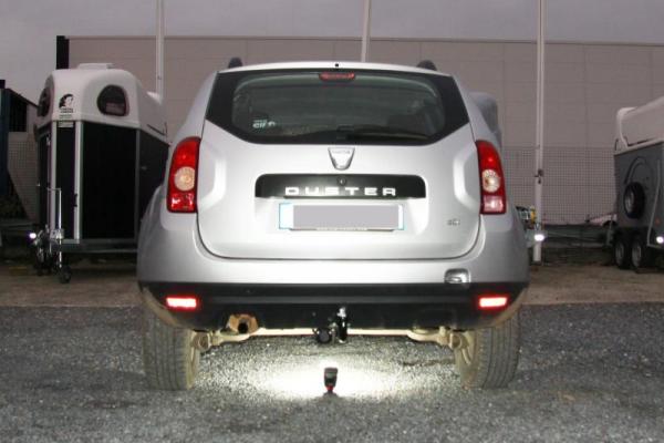 ATTELAGE DACIA DUSTER