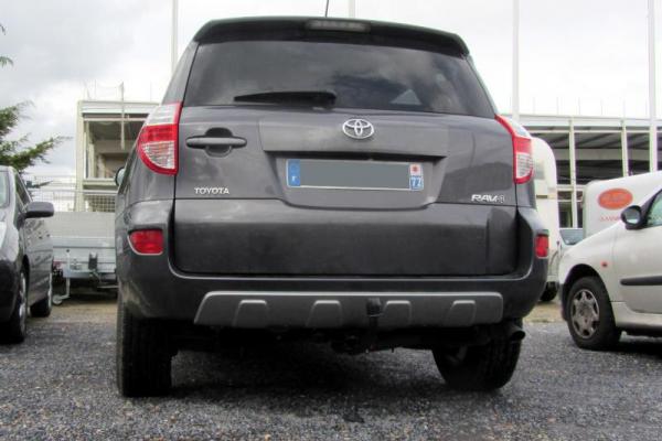 ATTELAGE TOYOTA RAV 4