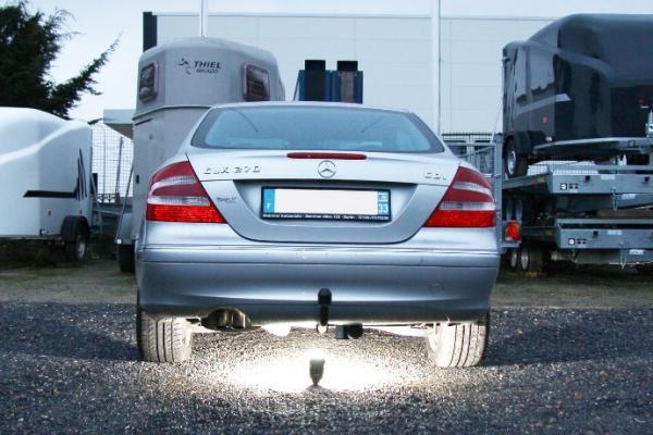 ATTELAGE MERCEDES CLK C 209