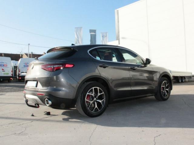 ATTELAGE ALFA ROMEO STELVIO