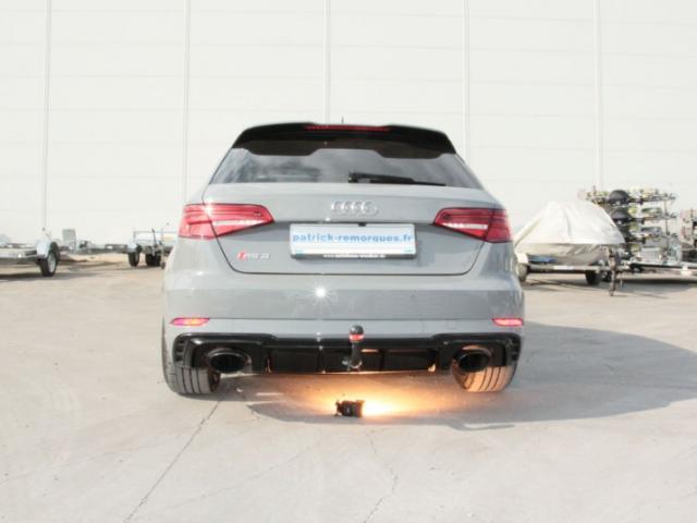 ATTELAGE AUDI RS3