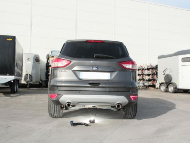 ATTELAGE FORD KUGA