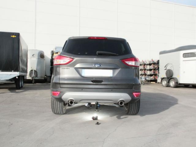 ATTELAGE FORD KUGA