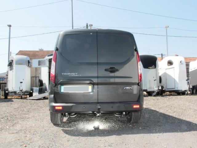 ATTELAGE FORD TRANSIT CONNECT