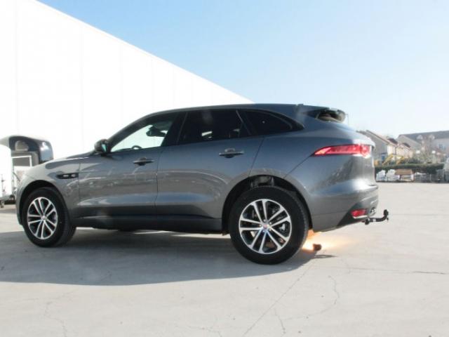 ATTELAGE JAGUAR F PACE