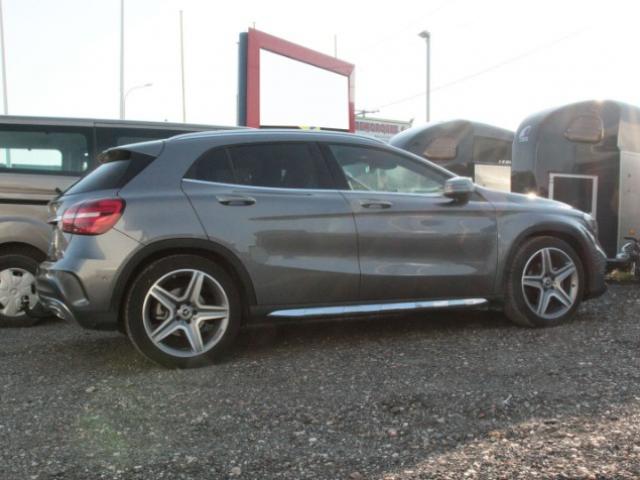 ATTELAGE MERCEDES GLA X156