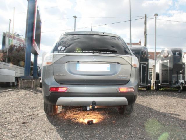 ATTELAGE MITSUBISHI OUTLANDER PHEV