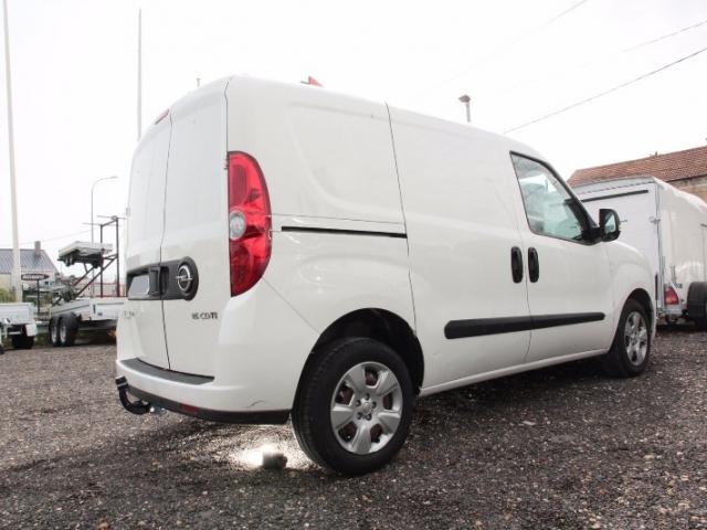 ATTELAGE OPEL COMBO