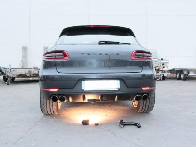 ATTELAGE PORSCHE MACAN