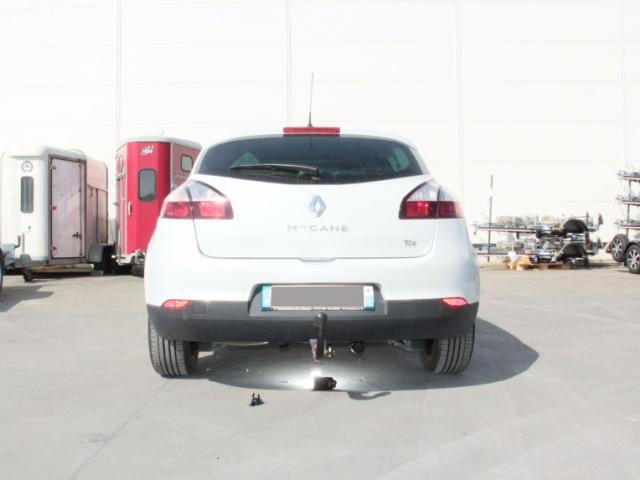 ATTELAGE RENAULT MEGANE 3 BERLINE