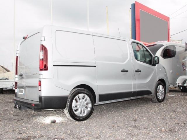 ATTELAGE RENAULT TRAFIC 3