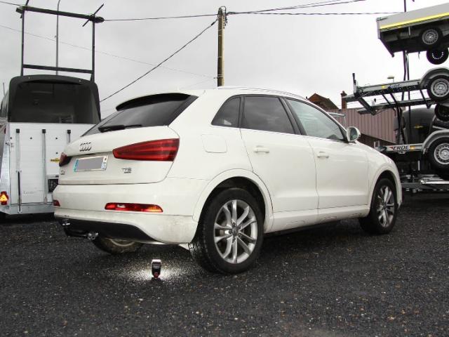 ATTELAGE AUDI Q3