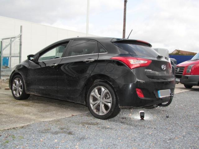 ATTELAGE HYUNDAI I30