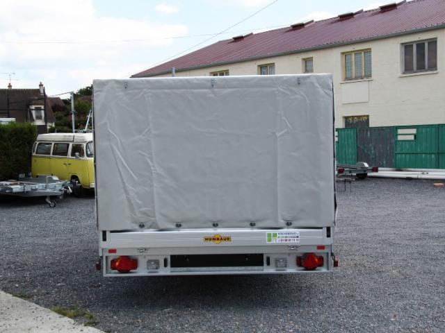 REMORQUE PLATEAU HUMBAUR HT 305124