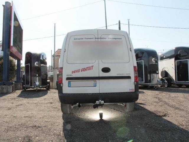 ATTELAGE OPEL COMBO