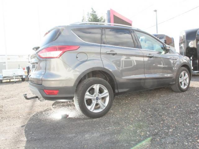 ATTELAGE FORD KUGA