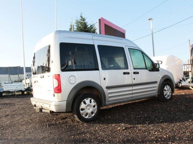 ATTELAGE FORD TOURNEO CONNECT