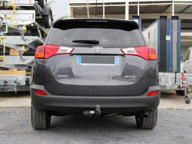 ATTELAGE TOYOTA RAV4 modèle 2013