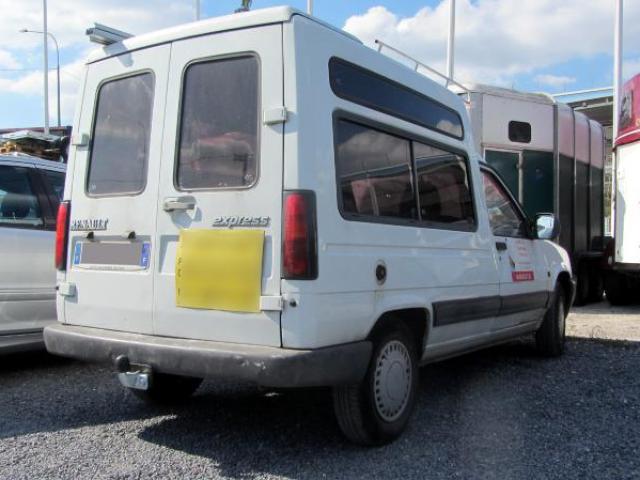 ATTELAGE RENAULT EXPRESS