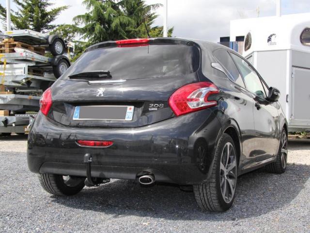 ATTELAGE PEUGEOT 208