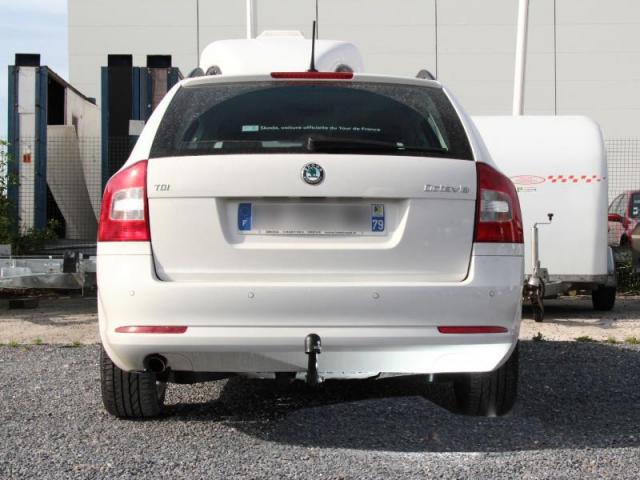 ATTELAGE SKODA OCTAVIA 2 BREAK