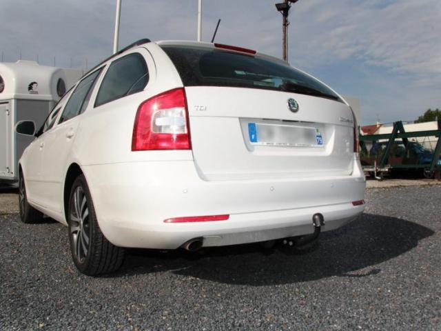 ATTELAGE SKODA OCTAVIA 2 BREAK