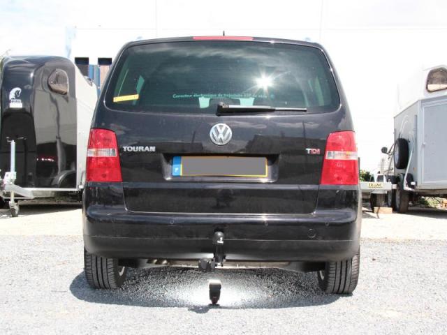 ATTELAGE VOLKSWAGEN TOURAN