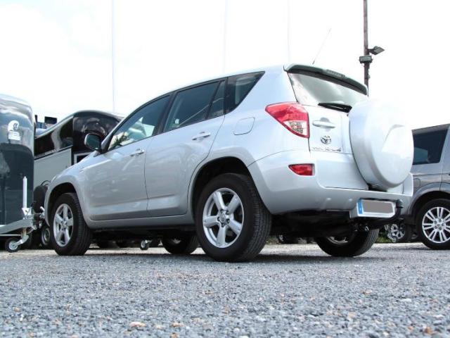 ATTELAGE TOYOTA RAV 4