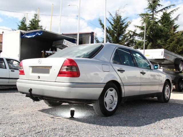 ATTELAGE MERCEDES CLASSE C W202