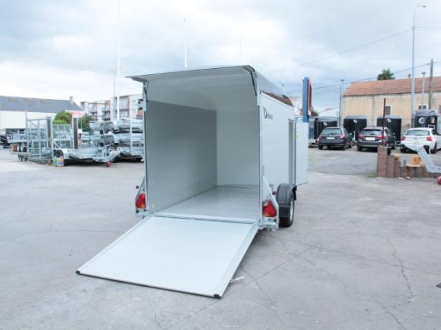 REMORQUE FERMEE DEBON ROADSTER 400 ALU + PORTE LATERALE